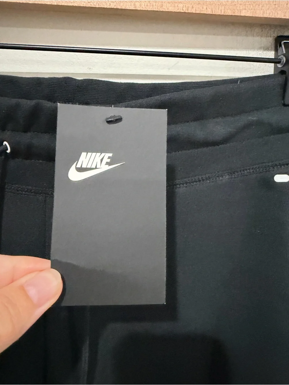 NIKE Sportswear Tech Fleece Women's Joggers Black White 931828-011 Size Large